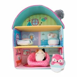 SQUISHMALLOWS SQUISHVILLE LARGE SOFT PLAYSET FIFI'S COTTAGE -dolls store Large Soft Playset Squishville SQM0049 Fifi s Cottage AMZ Opt 01 OP Web 333a930f f6e9 4e35 aafd 611808afef74