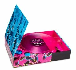 LOL SURPRISE O.M.G. REMIX HONEYLICIOUS DOLL -dolls store Lol Surprise O.M.G. Remix Doll Honeylicious 9 f96d38a0 8537 4e39 9808 d98e04170689