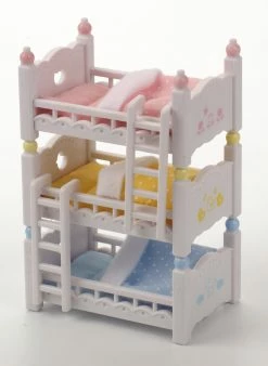 SYLVANIAN FAMILIES TRIPLE BUNK BEDS