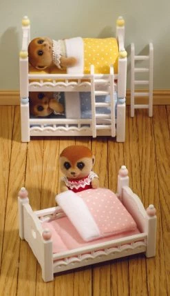 SYLVANIAN FAMILIES TRIPLE BUNK BEDS -dolls store Sylvanian Families Triple Bunk Beds 5038701044486 4448 5